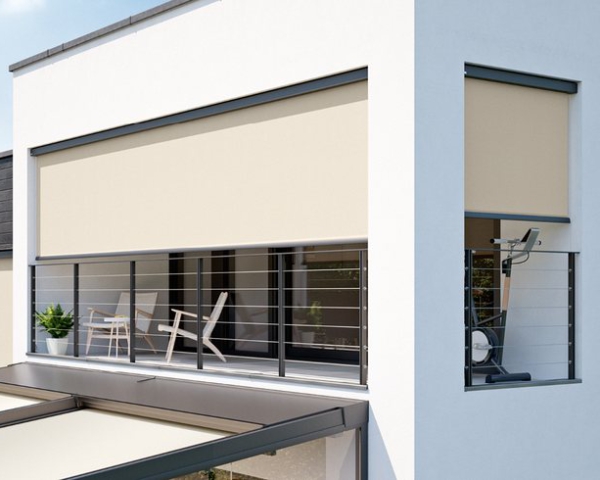 Zichtbescherming op balkon: VertiTex II als alternatief voor parasols